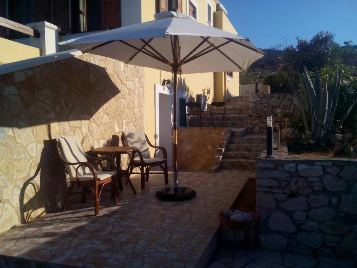 Kalypso Apartment Chalki Town ภายนอก รูปภาพ