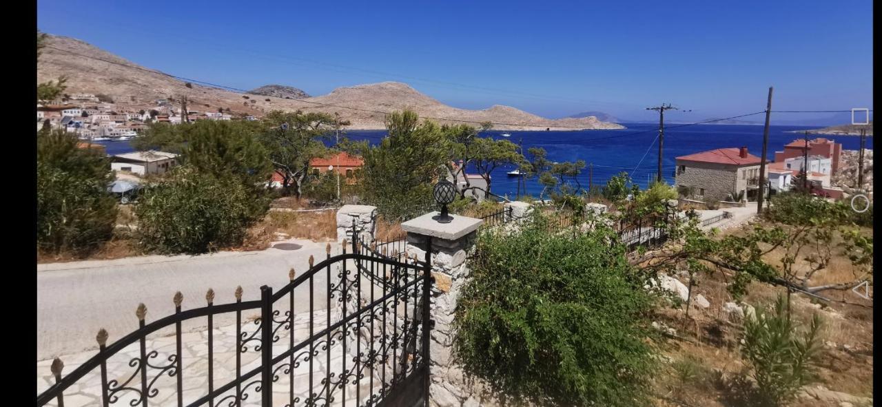 Kalypso Apartment Chalki Town ภายนอก รูปภาพ