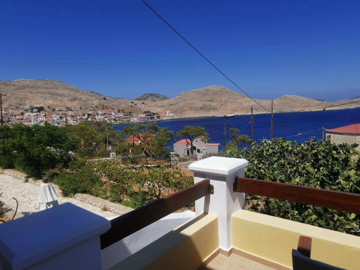 Kalypso Apartment Chalki Town ภายนอก รูปภาพ