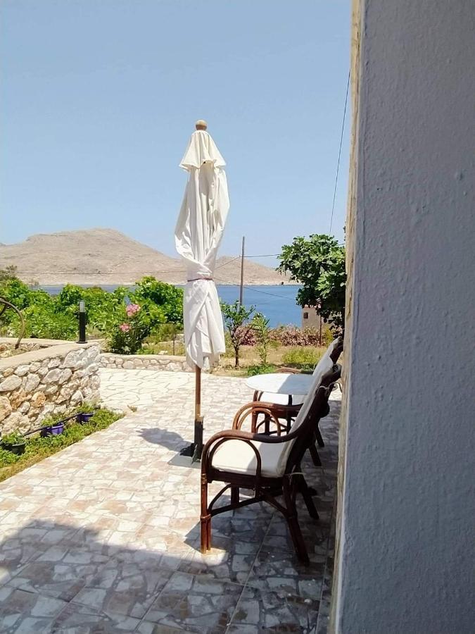 Kalypso Apartment Chalki Town ภายนอก รูปภาพ