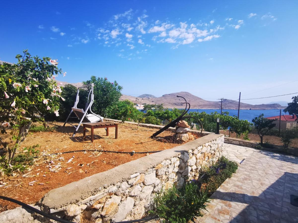 Kalypso Apartment Chalki Town ภายนอก รูปภาพ